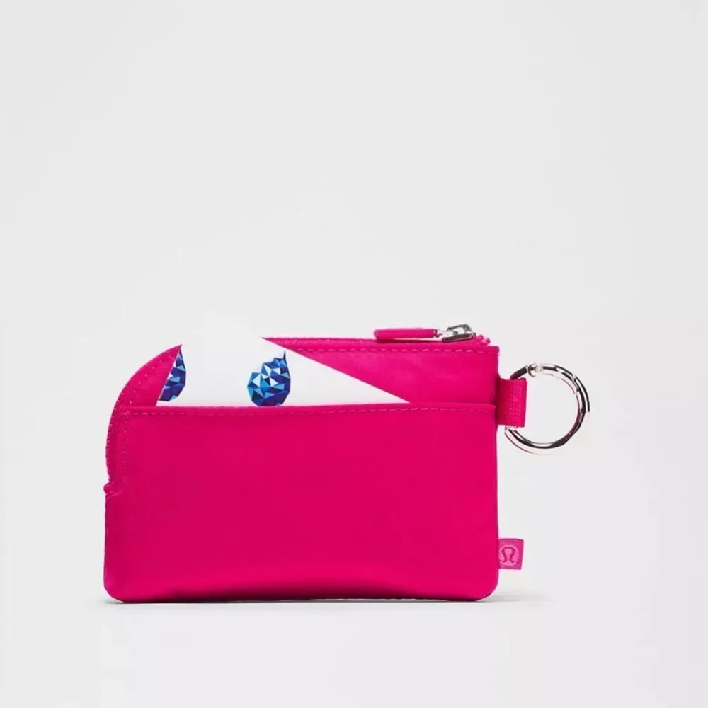 Lululemon Clippable Card Pouch - Picture 4 of 12